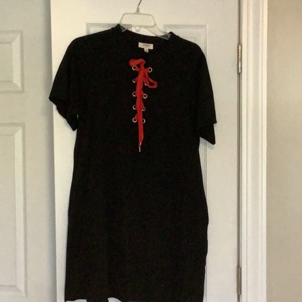 Umgee black casual dress, lace up in red, size S, worn once